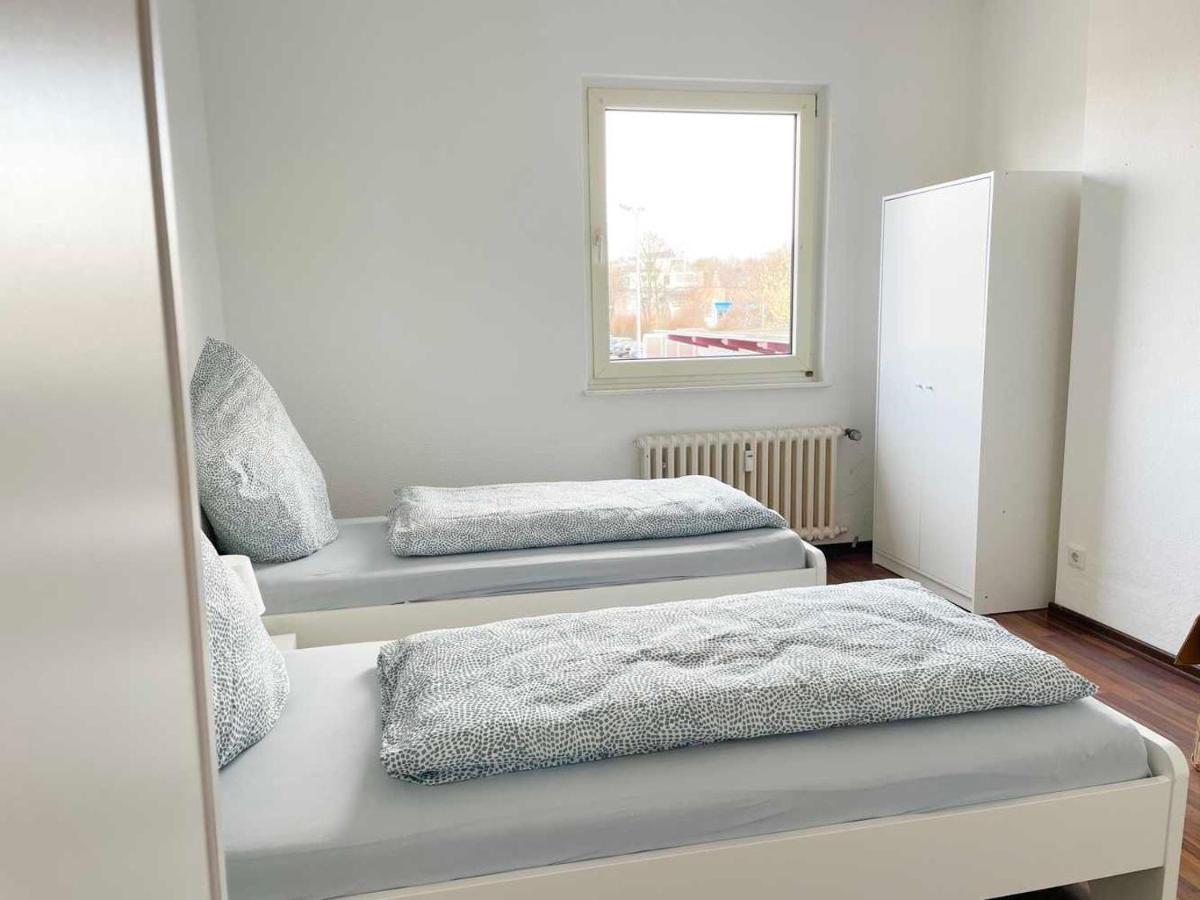 Apartment With 3 Rooms In Huerth Ngoại thất bức ảnh