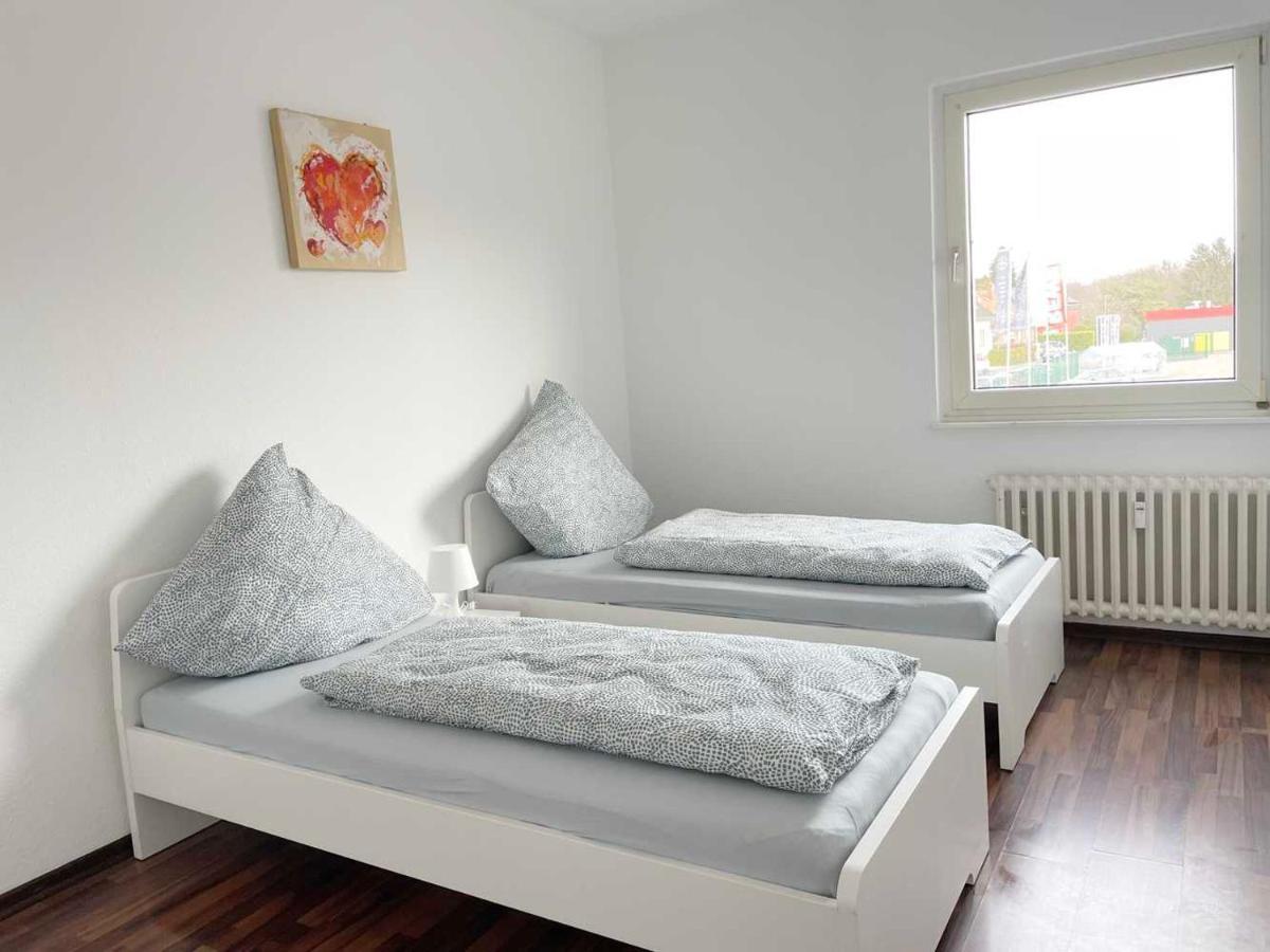 Apartment With 3 Rooms In Huerth Ngoại thất bức ảnh
