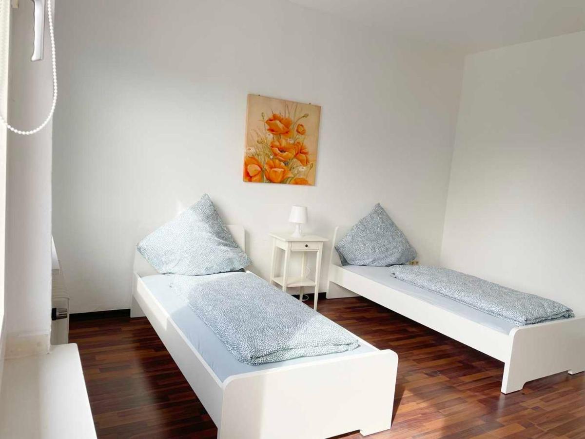 Apartment With 3 Rooms In Huerth Ngoại thất bức ảnh